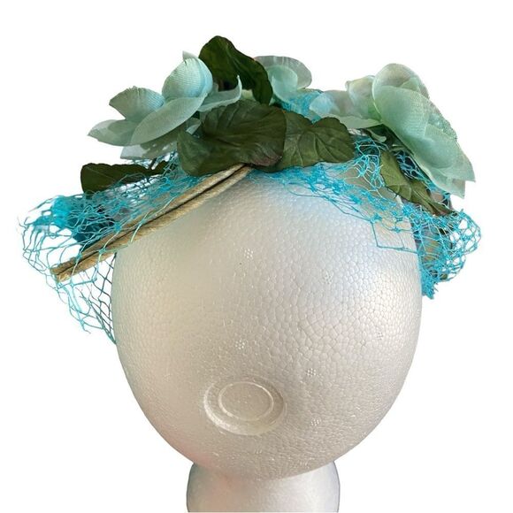 Elegant Blue Floral Veil Hat - Picture 5 of 6